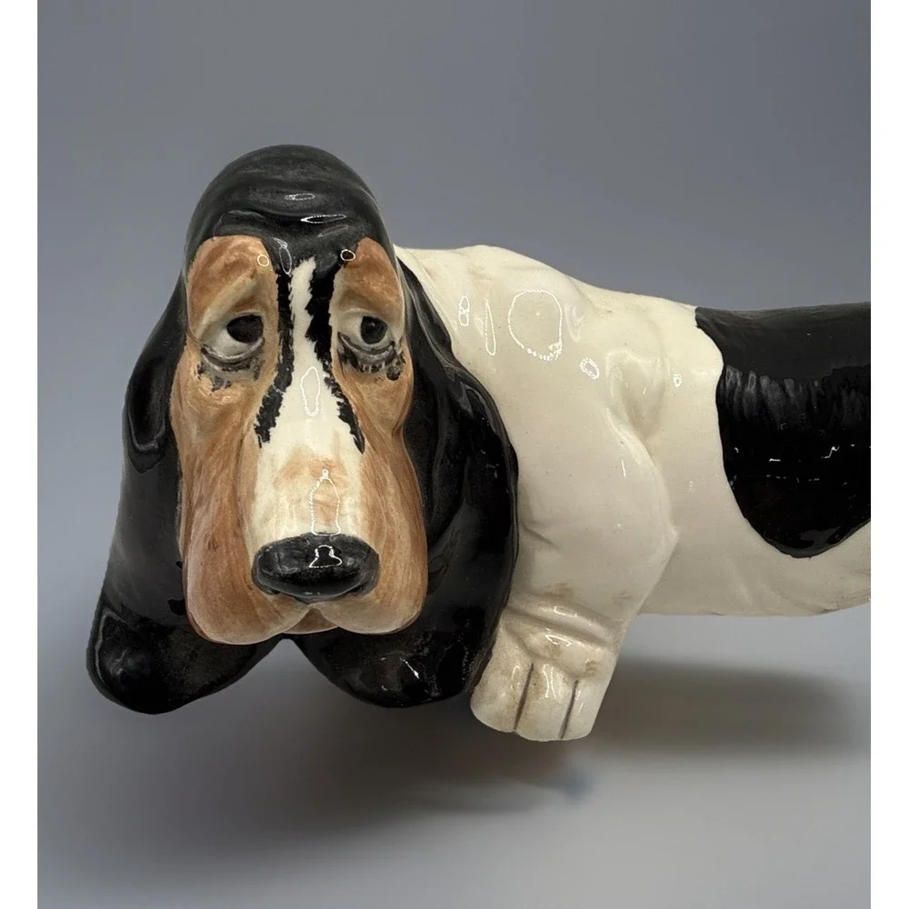 Vintage BASSET HOUND 1975 Ceramic Figurine‎ Dog Duncan Ceramic Prod. Inc 9.5